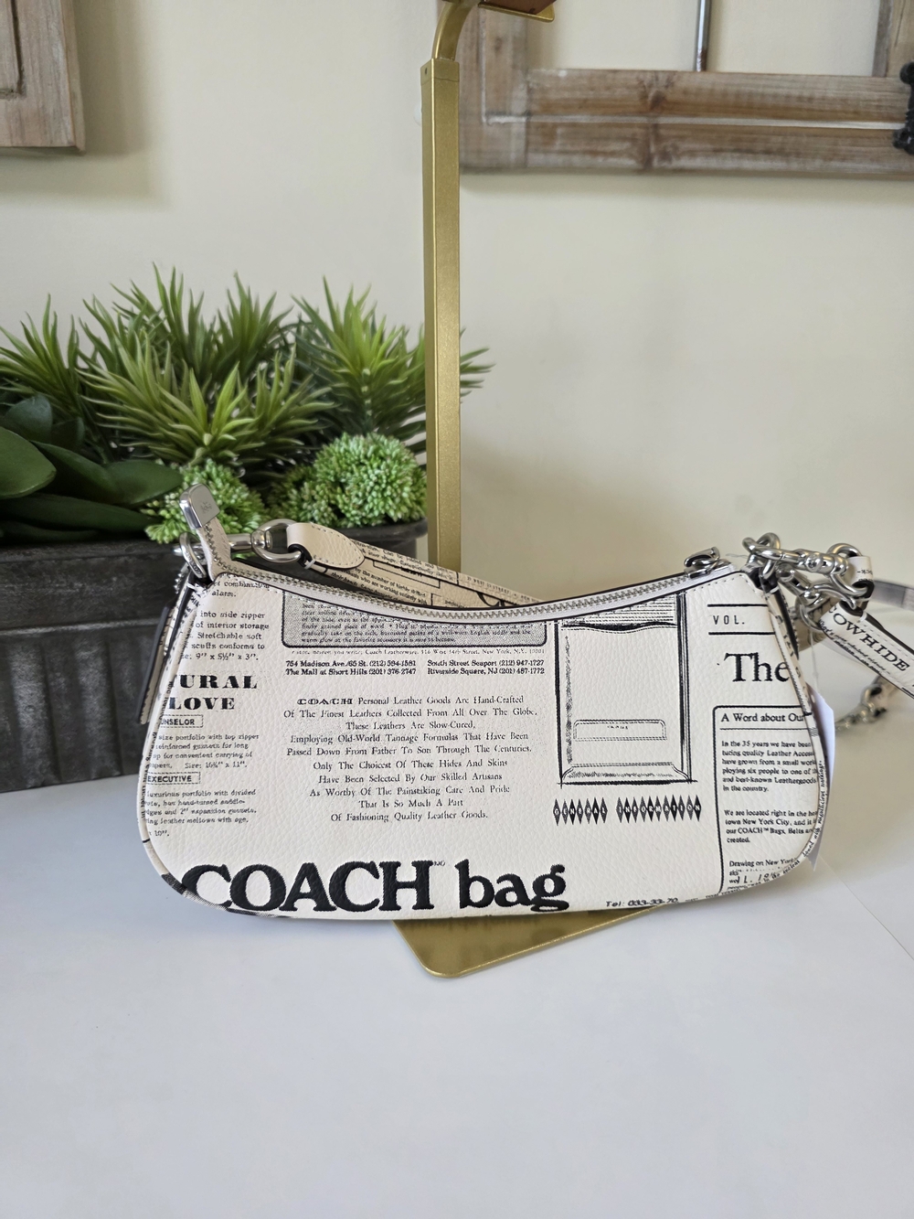 Coach Ashton Shoulder Crossbody Bag Newsprint NWT white Black Leather - Picture 9 of 14